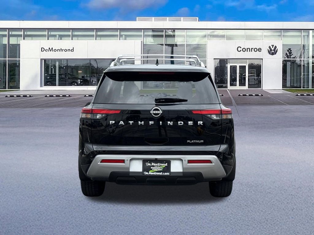 2024 Nissan Pathfinder Platinum - 5