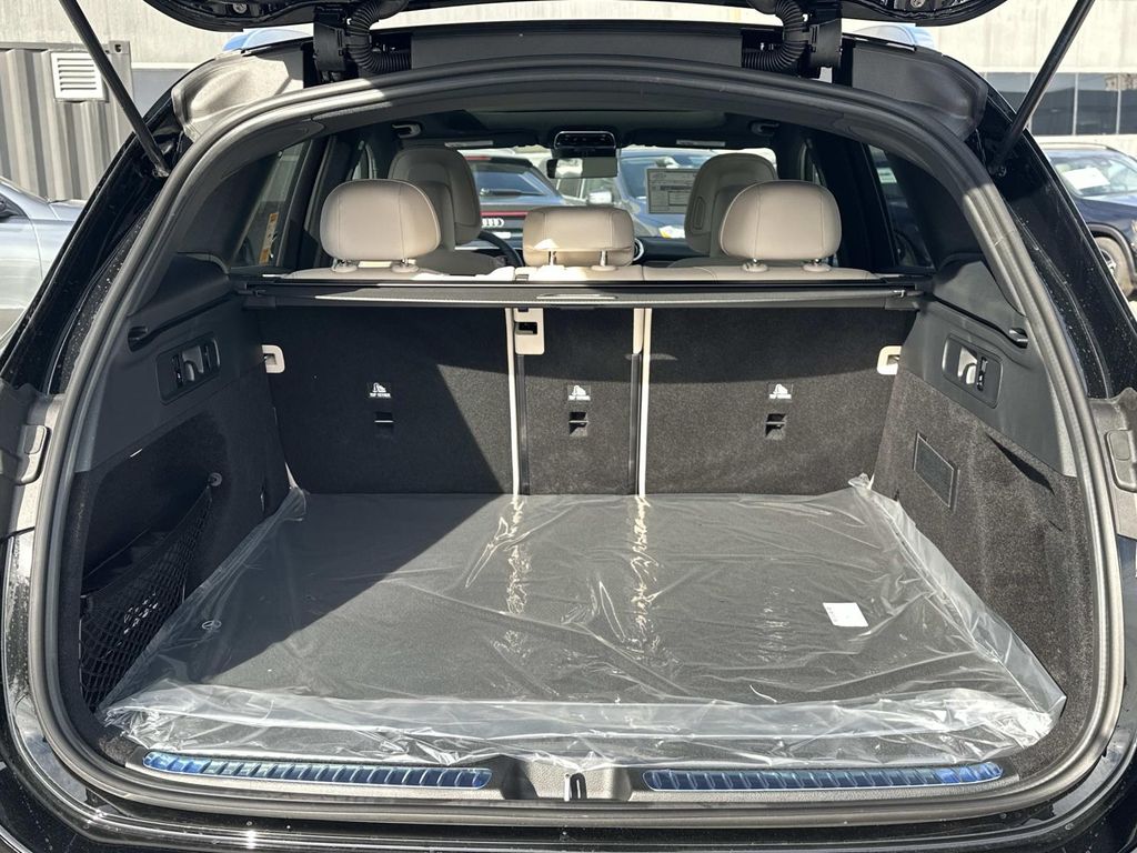 Thumbnail: 2026 Mercedes-Benz GLC - 14