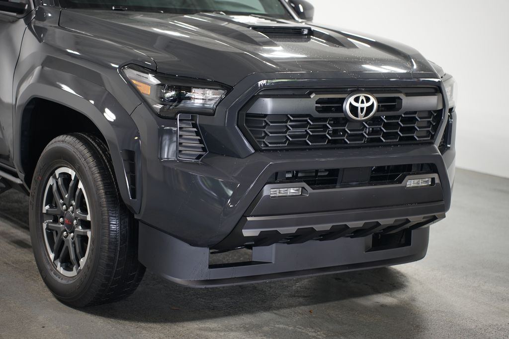 2025 Toyota Tacoma TRD Sport 4