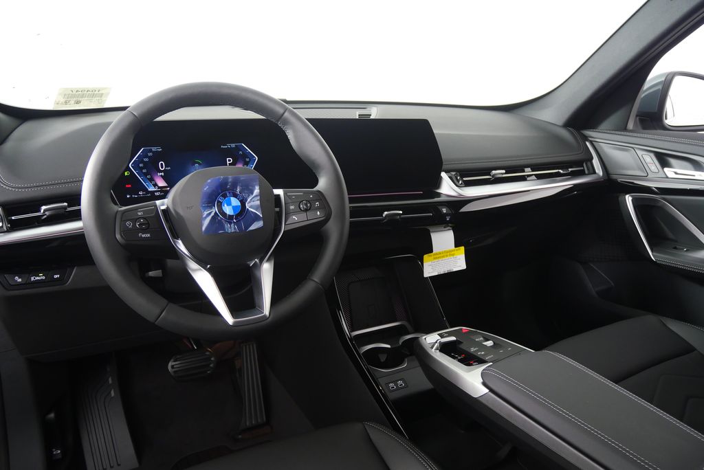 Thumbnail: 2025 BMW X1 - 17