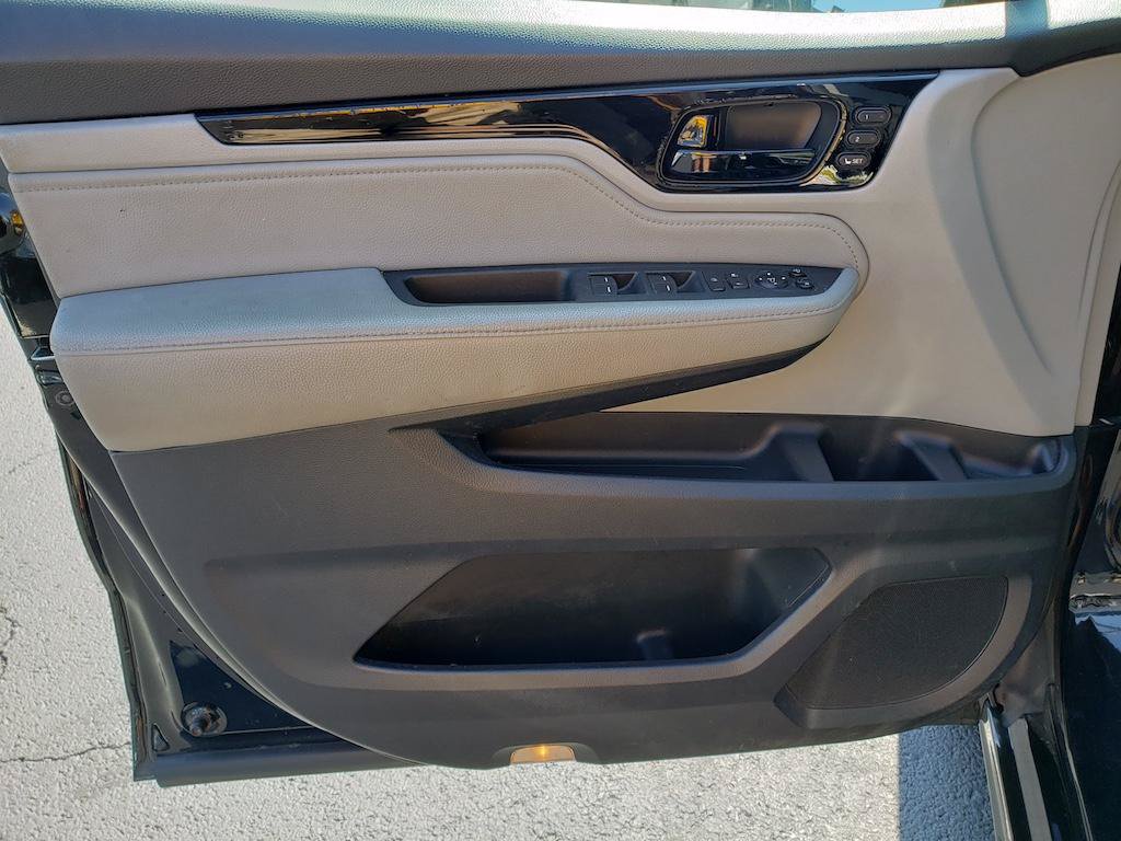 Used 2018 Honda Odyssey Van