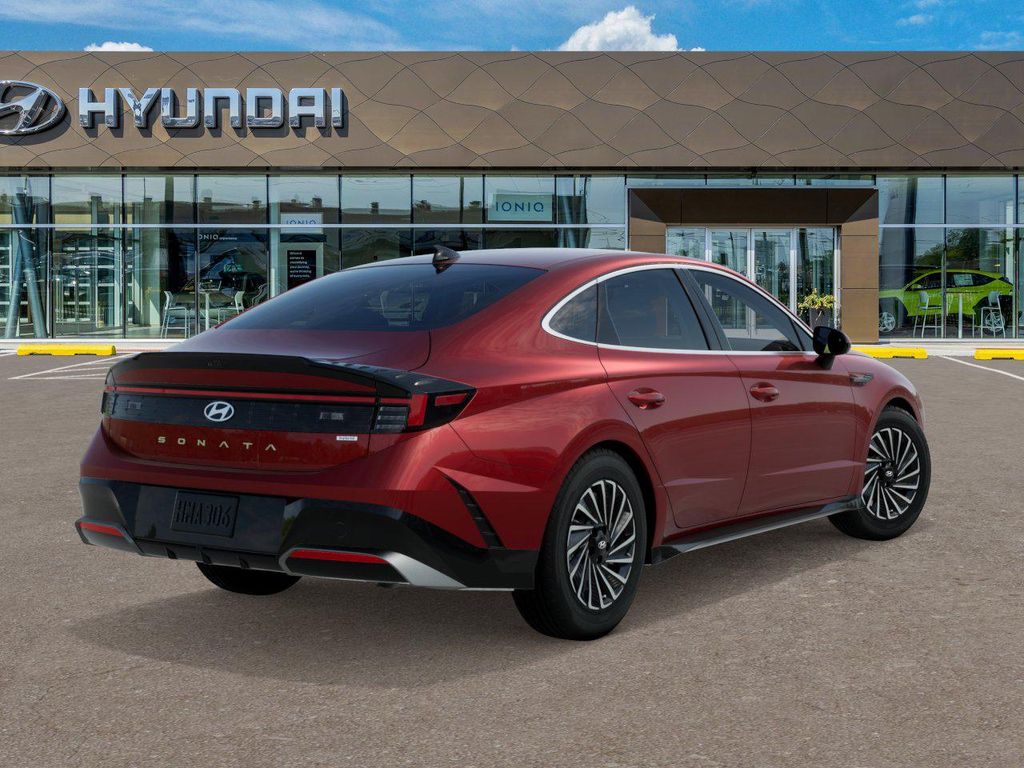 Thumbnail: 2025 Hyundai Sonata - 4