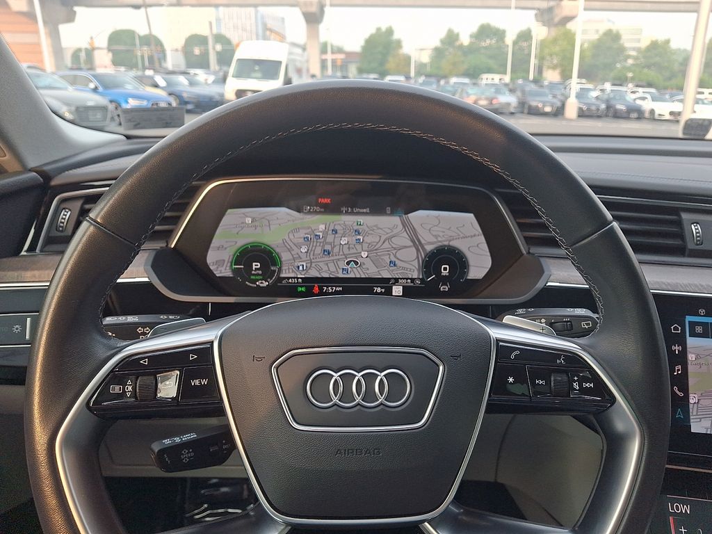 Thumbnail: 2024 Audi Q8 e-tron - 20