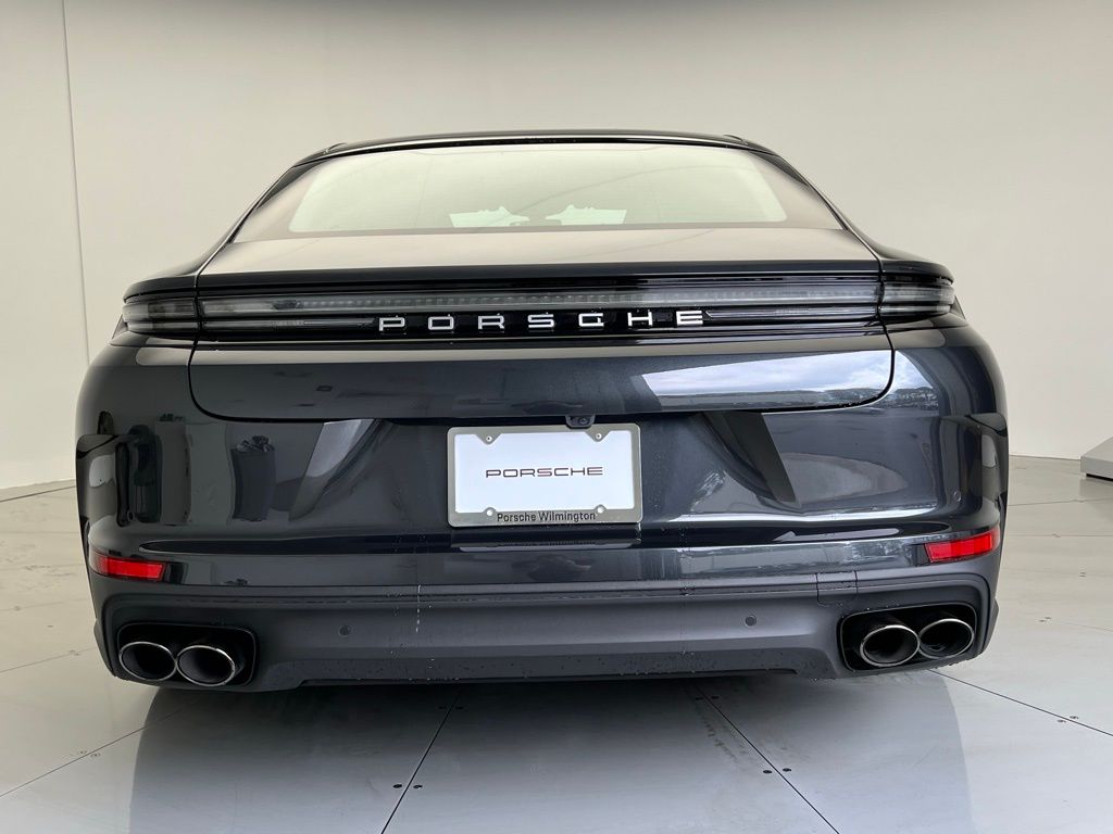Thumbnail: 2025 Porsche Panamera - 21