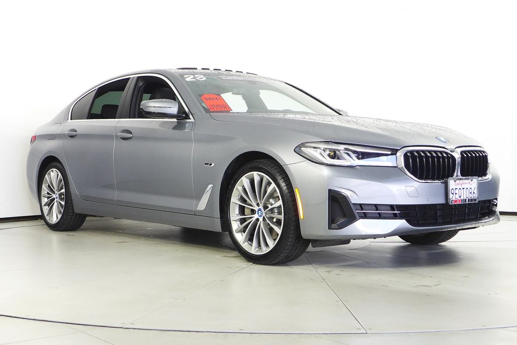 Thumbnail: 2023 BMW 5 Series - 4