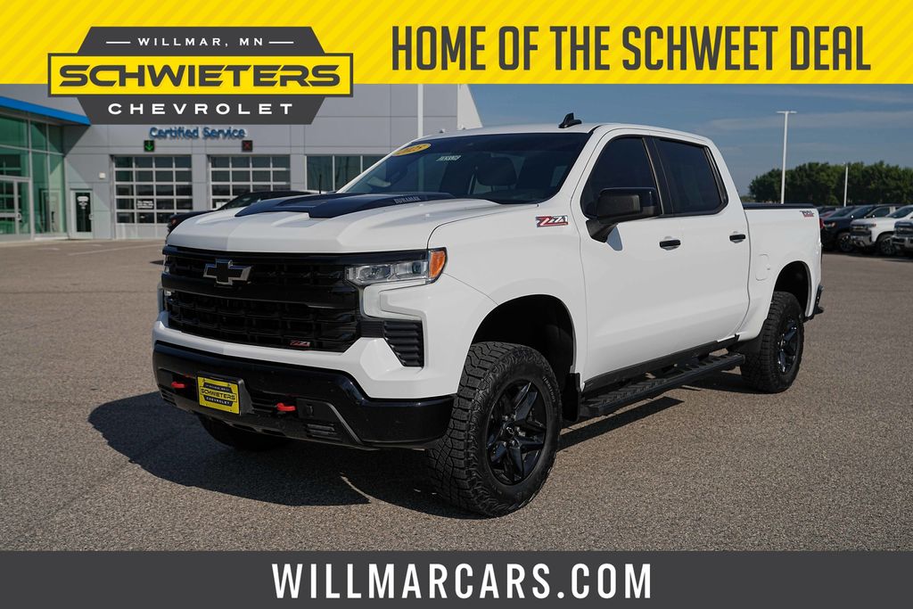 Summit White 2025 Chevrolet Silverado 1500 Pickup Truck Four-Wheel Drive Automatic