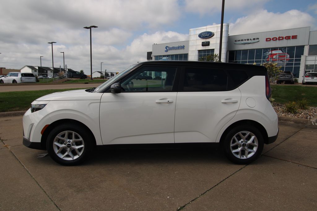 Used 2025 Kia Soul Hatchback