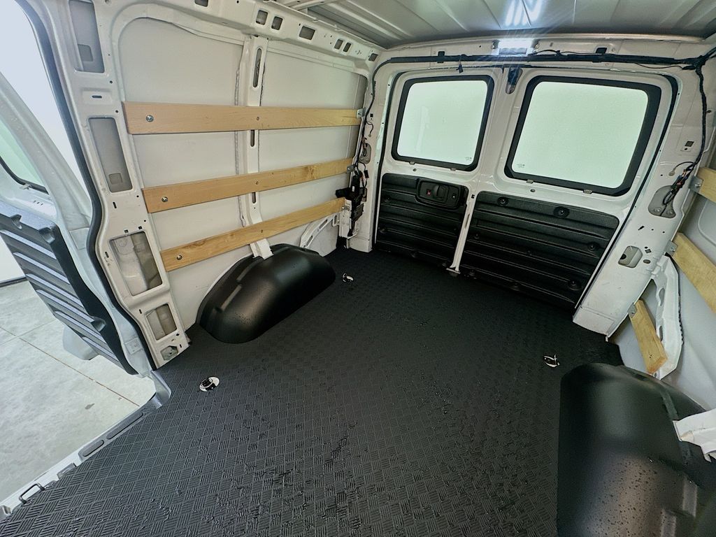 ChevroletExpress 250014