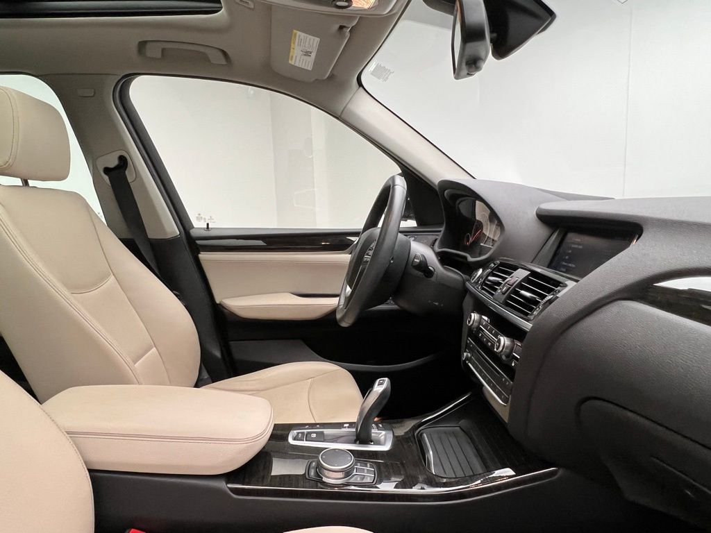 Thumbnail: 2017 BMW X3 - 6