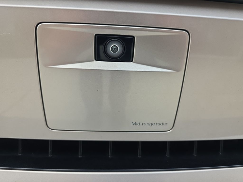 Used 2024  Polestar Long Range Dual Motor image 18