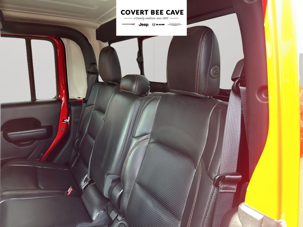 Used Car 2021 Jeep Gladiator  Mojave For Sale Under $40,000 In Austin, Texas