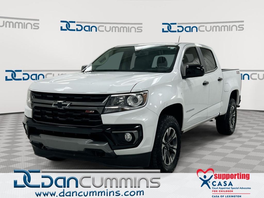Summit White 2022 Chevrolet Colorado Pickup Truck Four-Wheel Drive 8-Speed Automatic