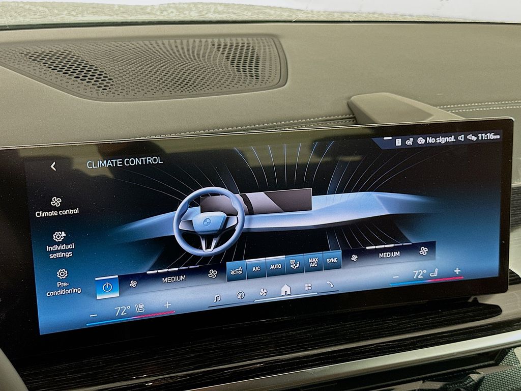 2025 BMW X5 xDrive50e 14