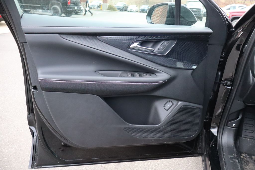 2025 Chevrolet Blazer EV LT photo