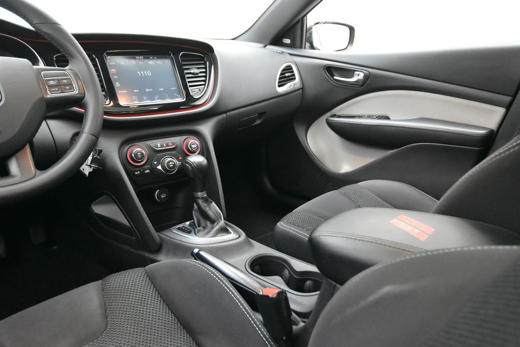 2015 Dodge Dart SXT photo