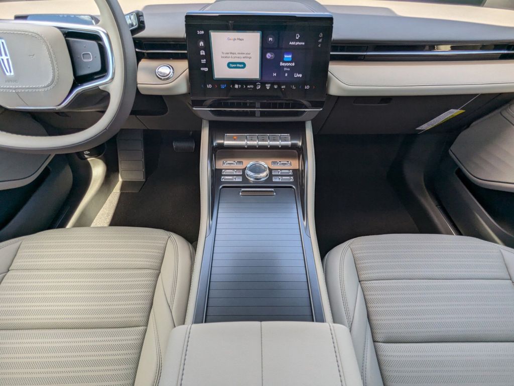 2025 Lincoln Nautilus Hybrid Reserve