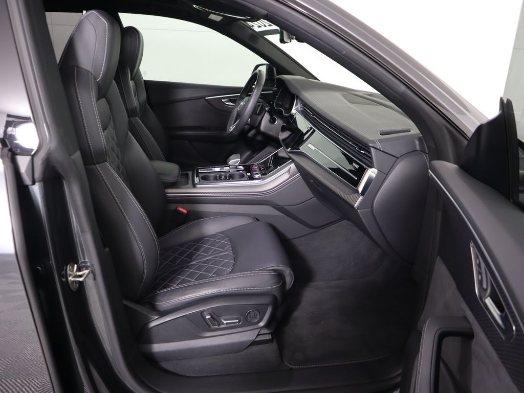 Thumbnail: 2024 Audi SQ8 - 21