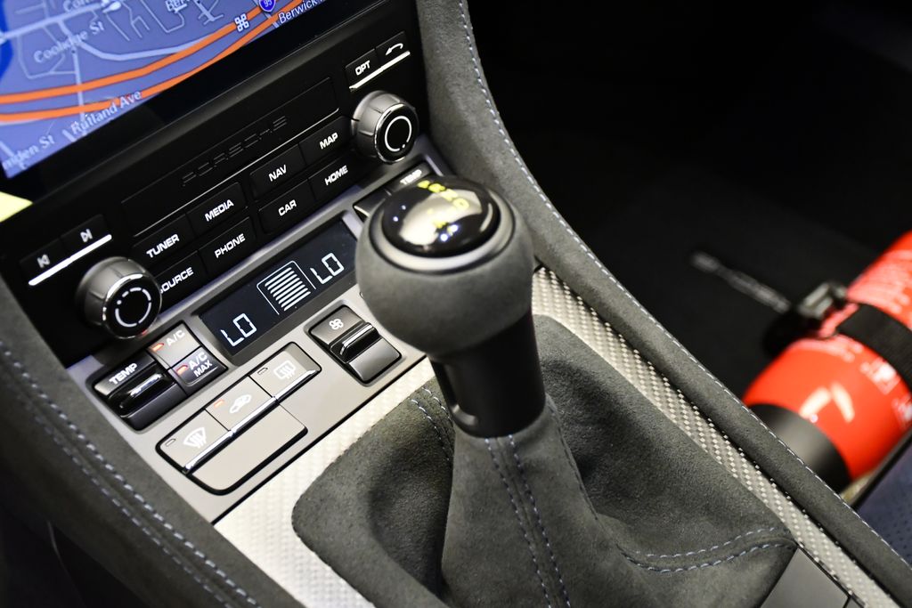 Thumbnail: 2024 Porsche 718 Cayman - 29