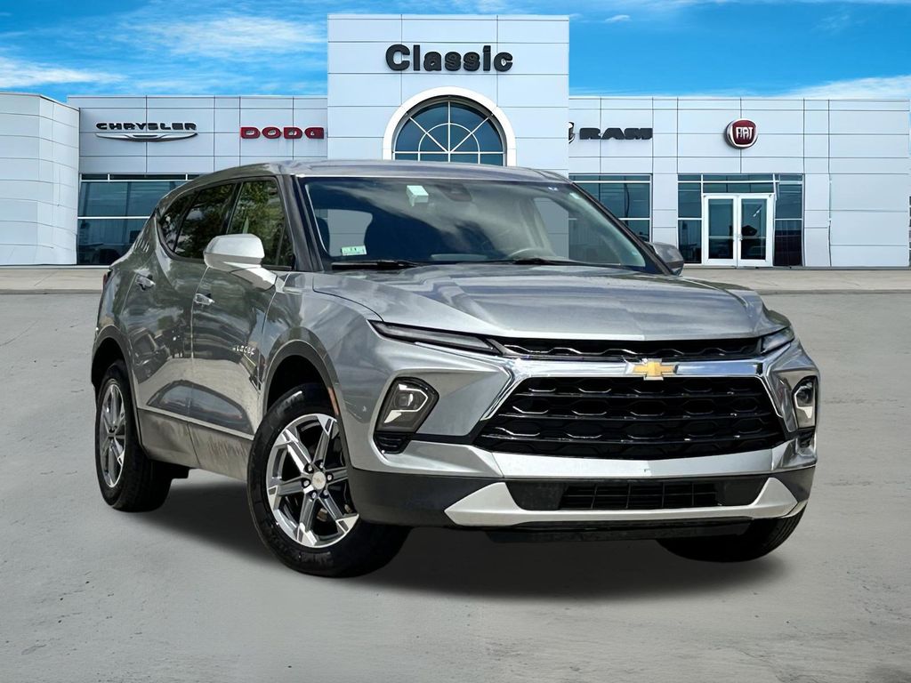 Sterling Gray Metallic 2025 Chevrolet Blazer 2LT AWD SUV / Crossover All-Wheel Drive 9-Speed Automatic Overdrive