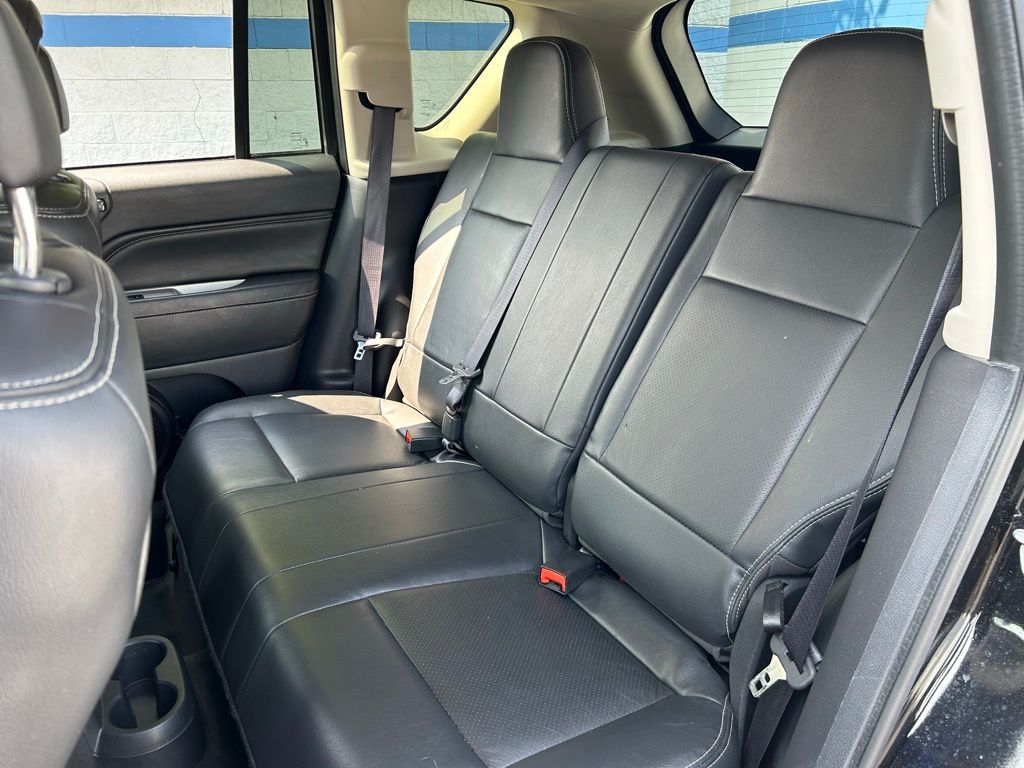 Thumbnail: 2016 Jeep Compass - 19