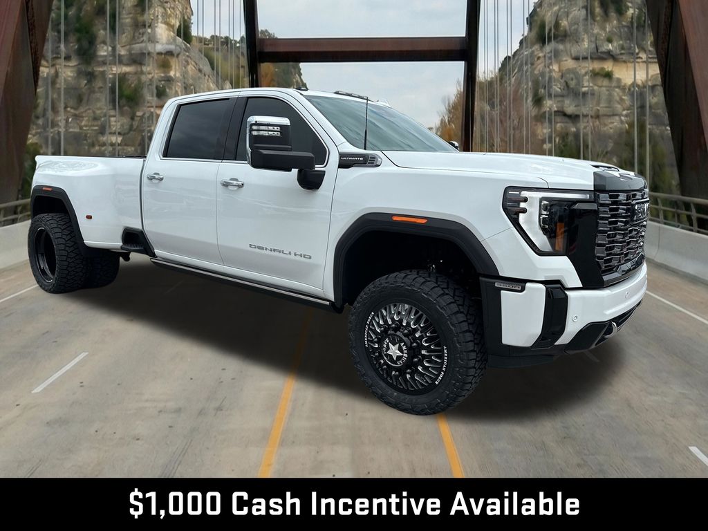 Summit White 2026 GMC Sierra 3500HD Denali Ultimate Crew Cab 4WD Pickup Truck Four-Wheel Drive Automatic