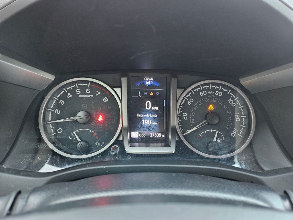 2023 Toyota Tacoma SR5 24
