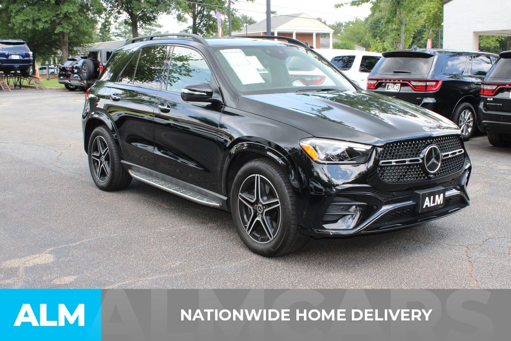 Used 2025 Black Mercedes-Benz GLE 450e image 4