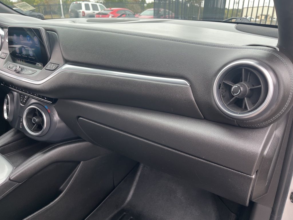 Thumbnail: 2020 Chevrolet Blazer - 28