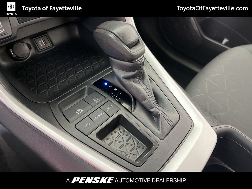 Thumbnail: 2024 Toyota RAV4 - 32