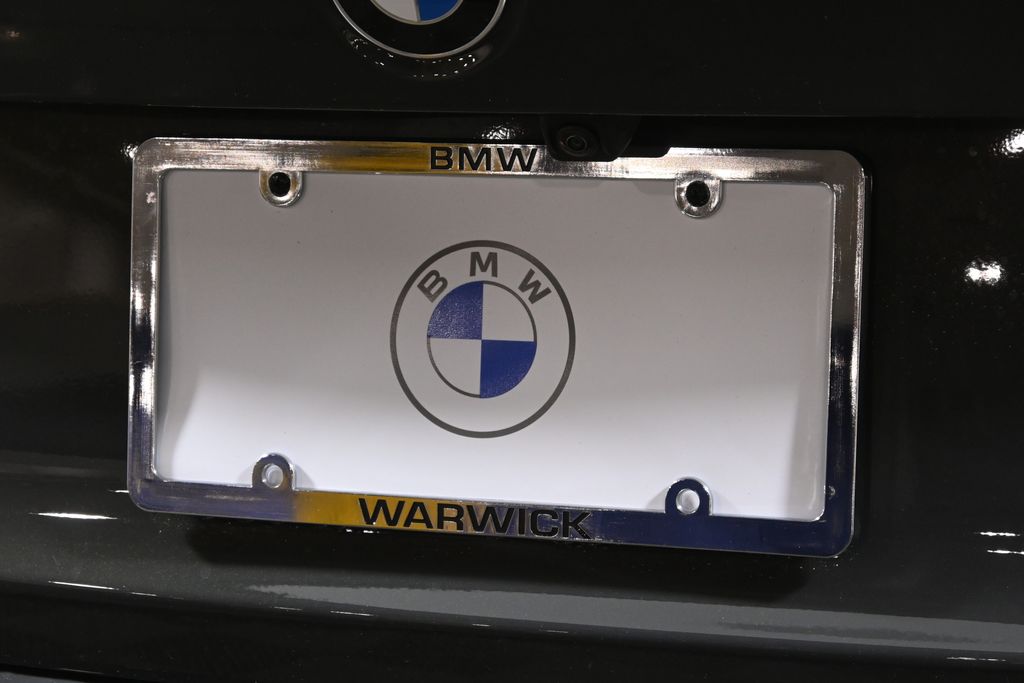 Thumbnail: 2027 BMW M3 - 14