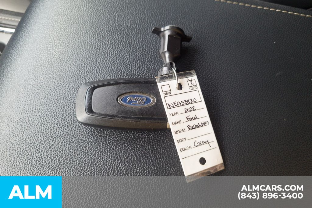 Used 2022 Gray Ford XLT image 16