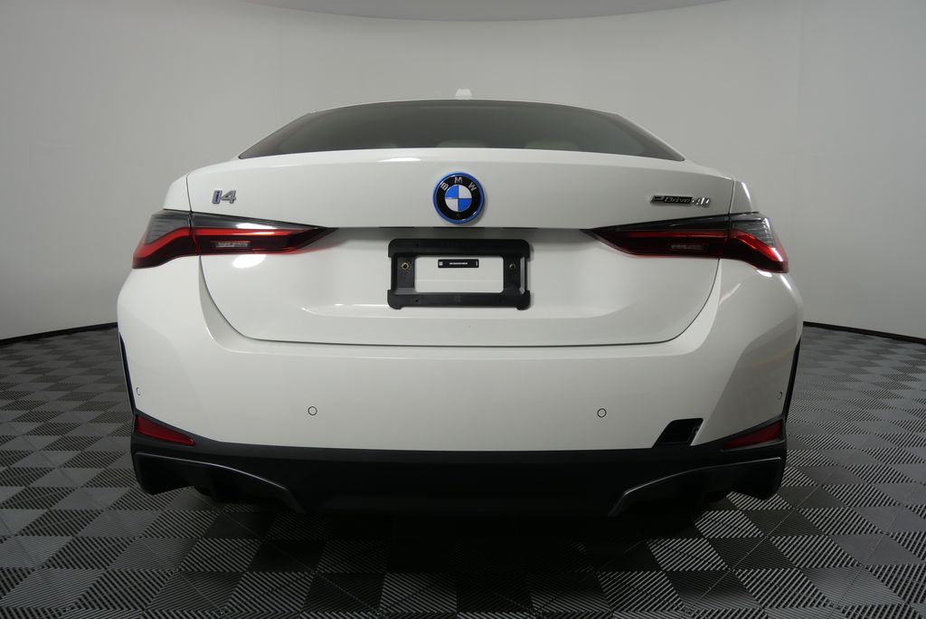 2025 BMW i4 eDrive40 4