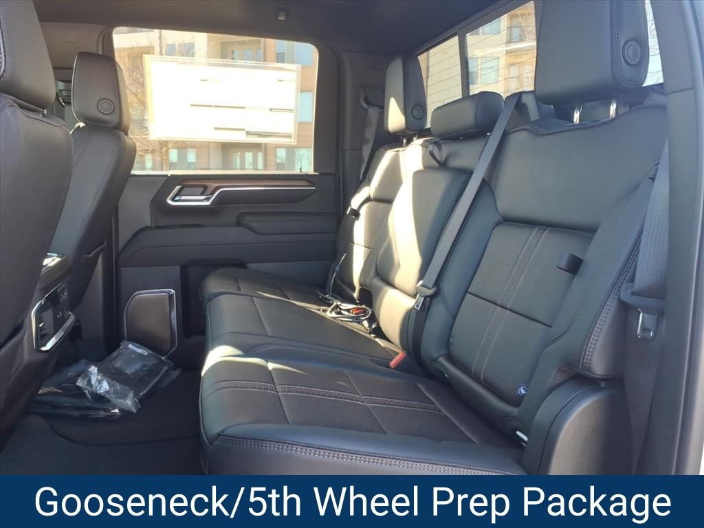 ChevroletSilverado 3500HD23