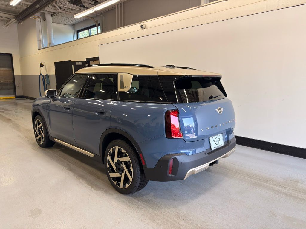 Thumbnail: 2025 MINI Cooper Countryman - 3