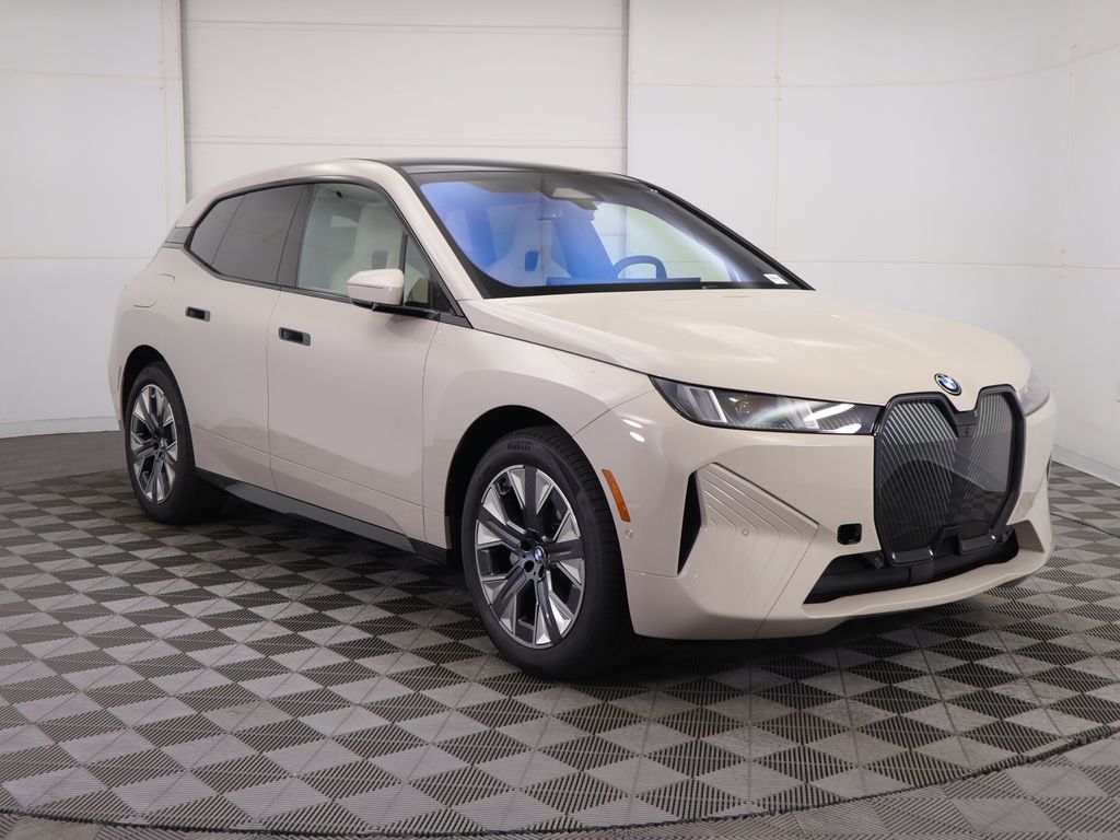 Thumbnail: 2026 BMW iX - 3