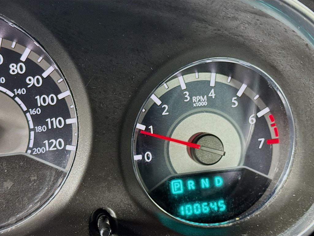 Used Car 2013 Chrysler 200  Limited For Sale Under $10,000 In Austin, Texas