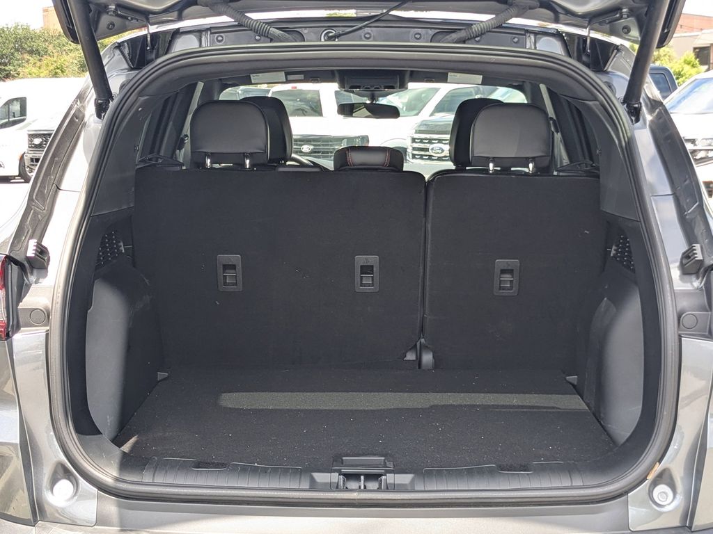 2025 Ford Escape ST-Line Select