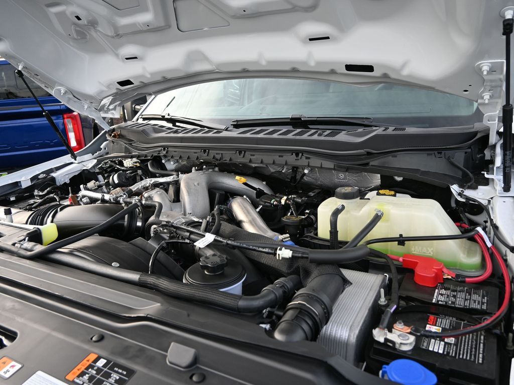 2025 Ford F-550 Chassis XL