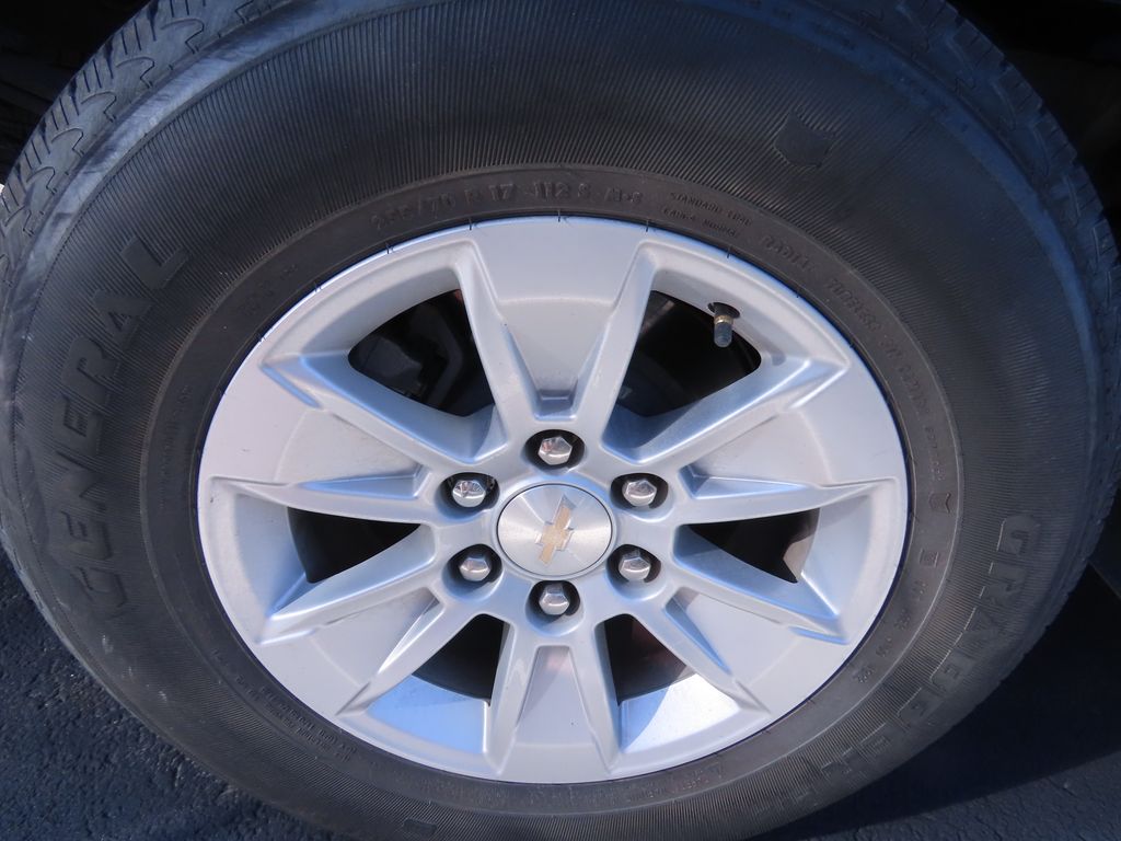 Thumbnail: 2023 Chevrolet Silverado 1500 - 16