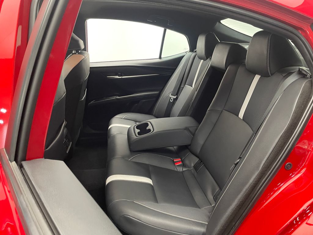 Thumbnail: 2025 Toyota Camry - 32