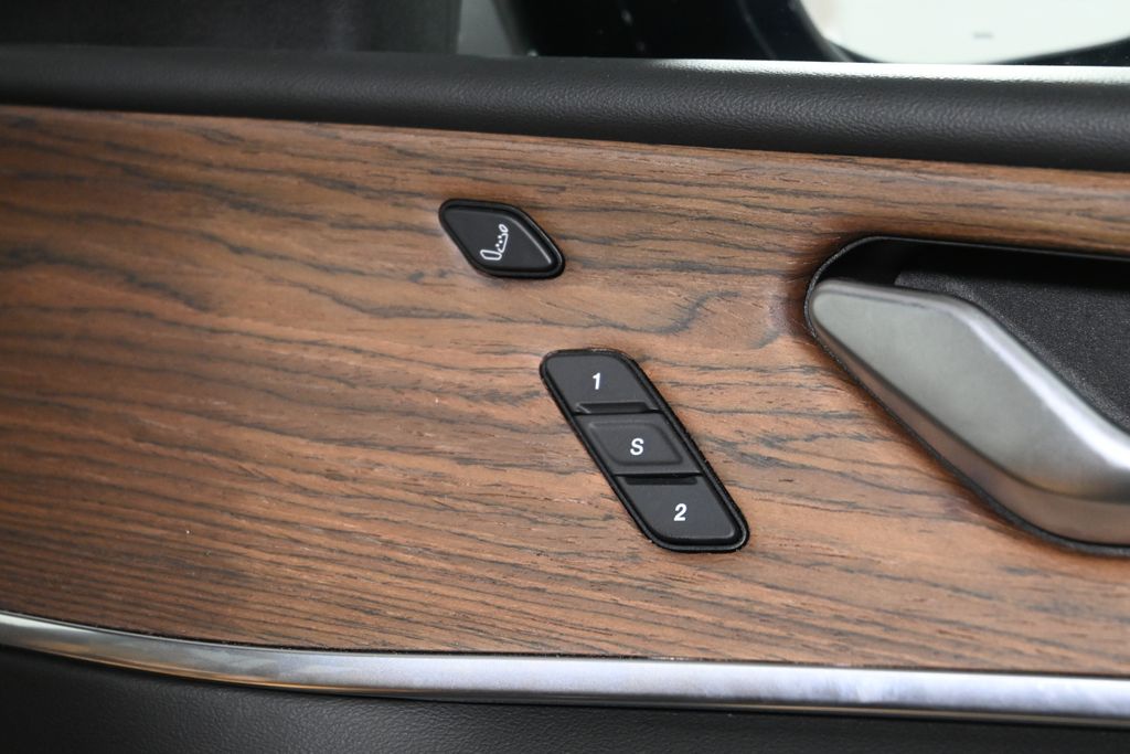 Thumbnail: 2023 Jeep Grand Cherokee - 28