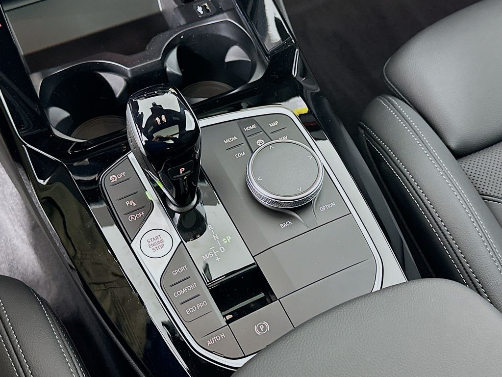 Thumbnail: 2024 BMW X3 - 15