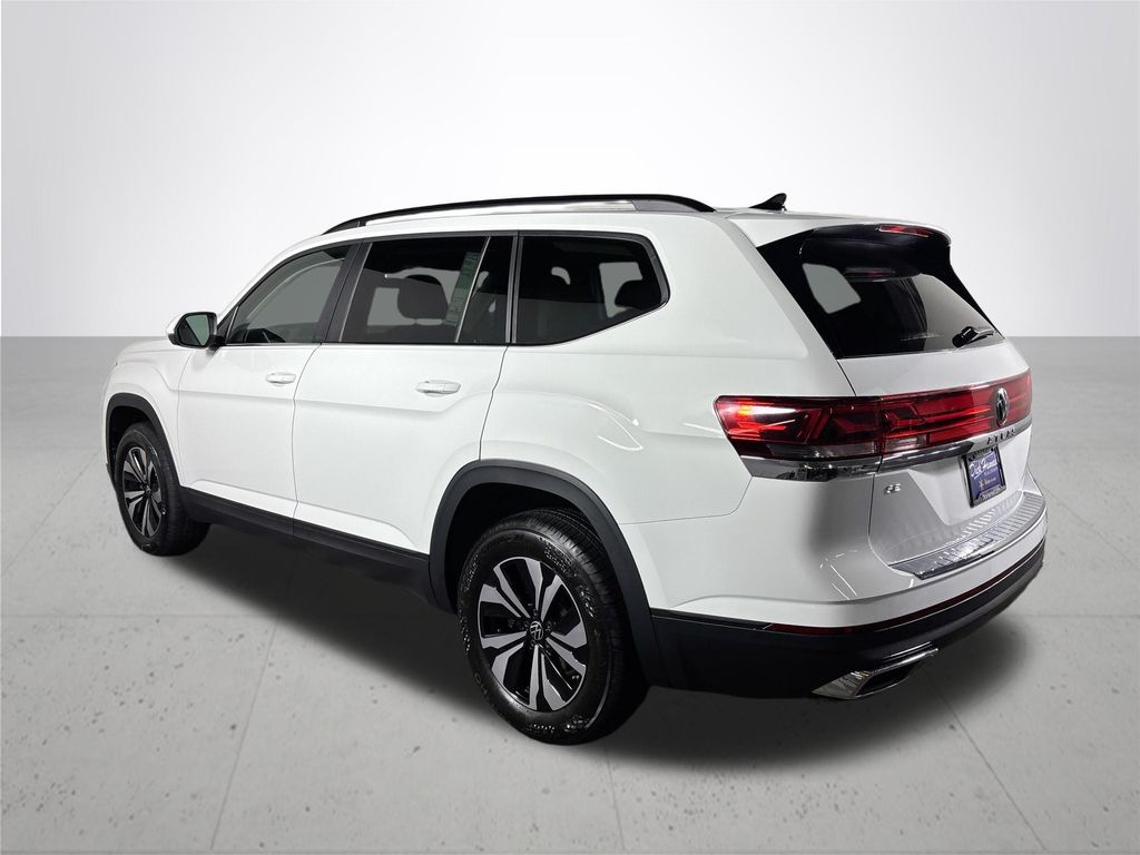 2025 Volkswagen Atlas 2.0T SE