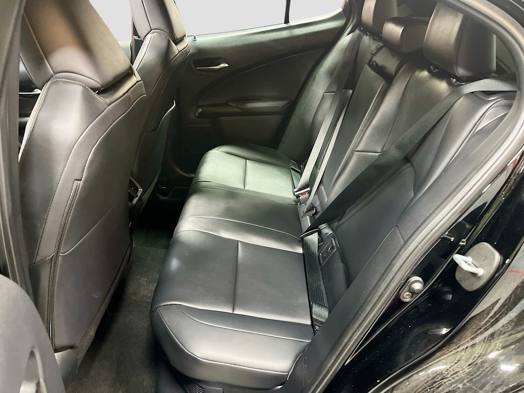Used 2025 Obsidian Lexus 300h F SPORT Design image 25