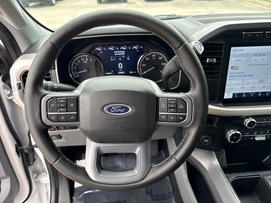 2023 Oxford White Ford F-150 XLT RWD Truck