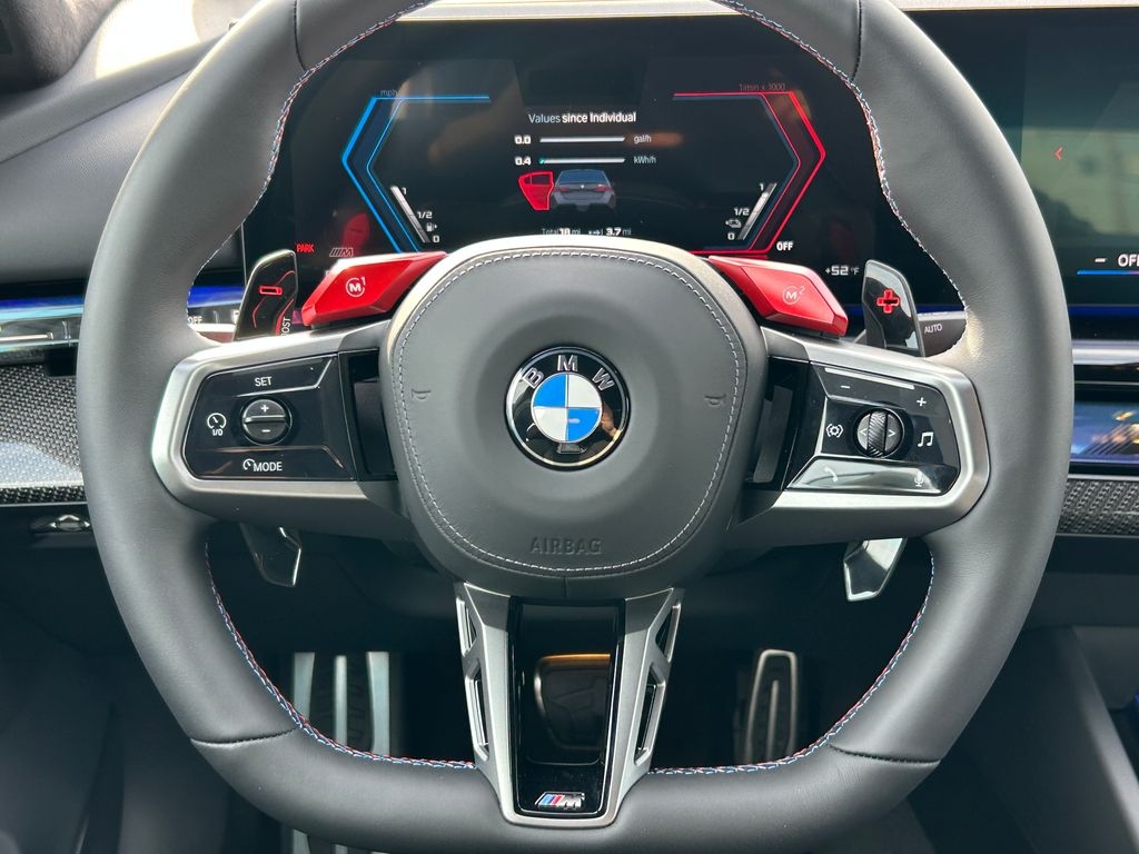 2025 BMW M5 Base 17