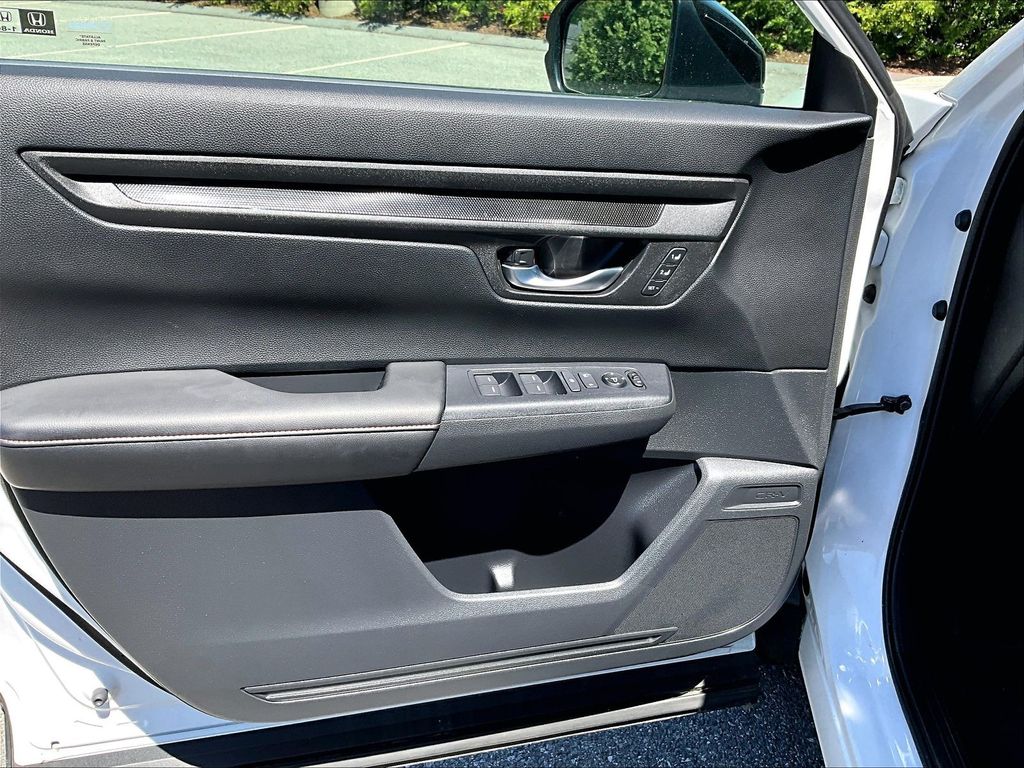 2025 Honda CR-V Hybrid — photo 9