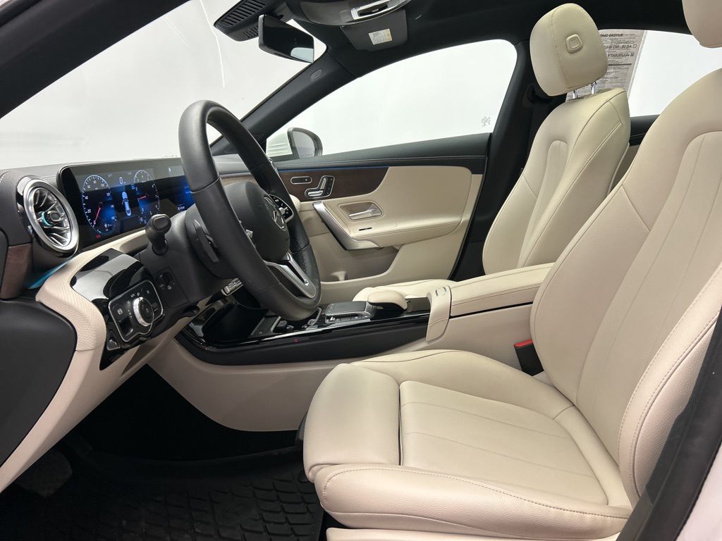 Thumbnail: 2022 Mercedes-Benz CLA - 12