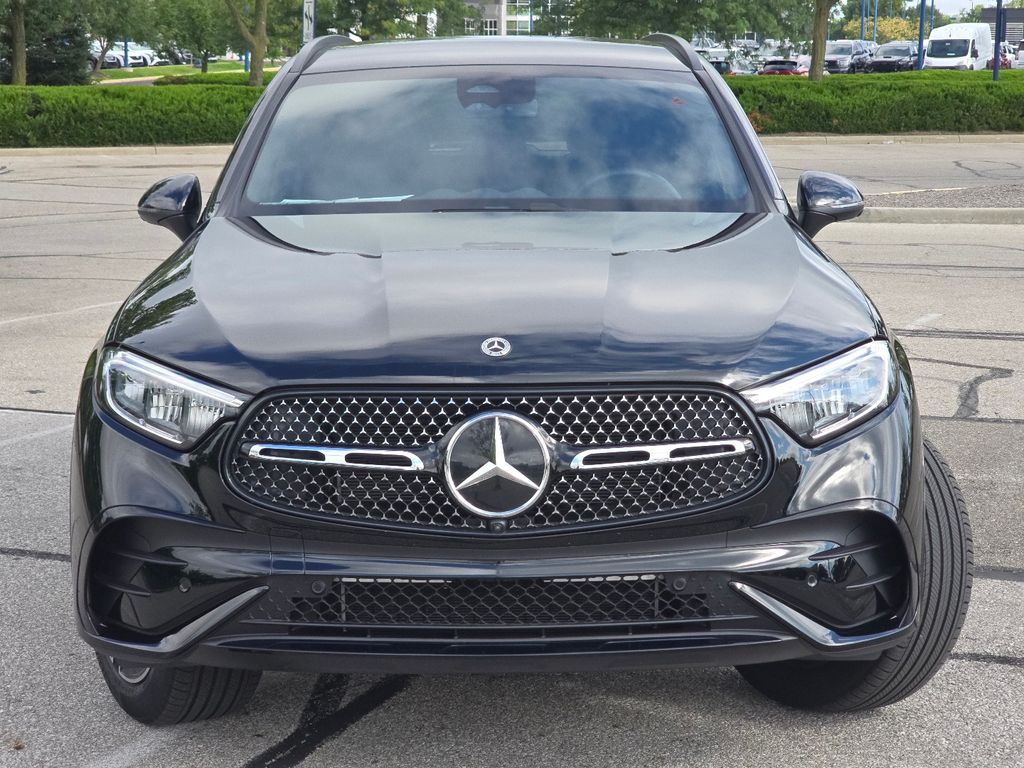 Certified Used 2026 Black Mercedes-Benz GLC 300 image 12