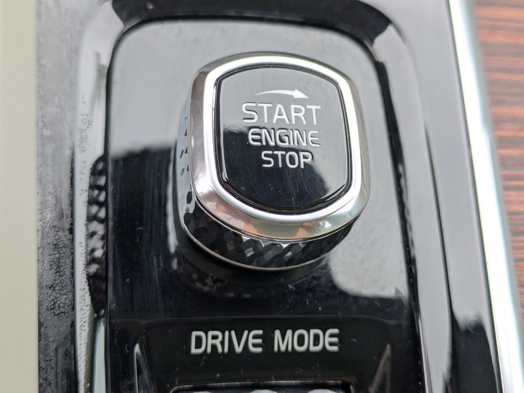 2021 Volvo S60 T5 Momentum